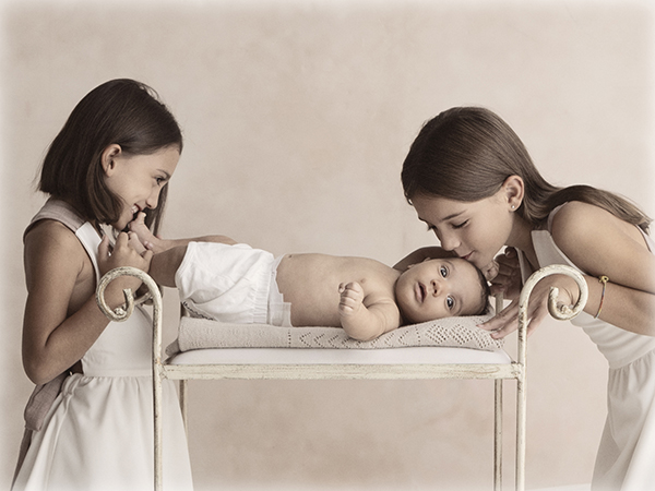 fotografía bebé barcelona, foto família, hermanos, laura espadalé