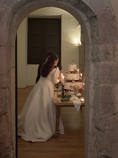 restaurante boda, castell de tous, fiesta boda, baile matrimonio, laura espadale, barcelona, pastel