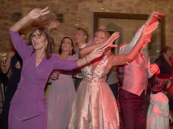 restaurante boda, castell de tous, fiesta boda, baile matrimonio, laura espadale, barcelona