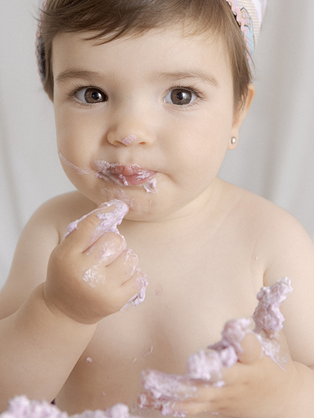 fotografía smash cake primer año, laura espadale, pastel, cumpleaños, barcelona, sant andreu, infantil, niños