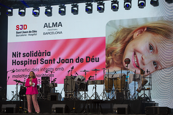 nit solidaria hospital sant joan de Deu, laura espadale fotografia de evento en barcelona