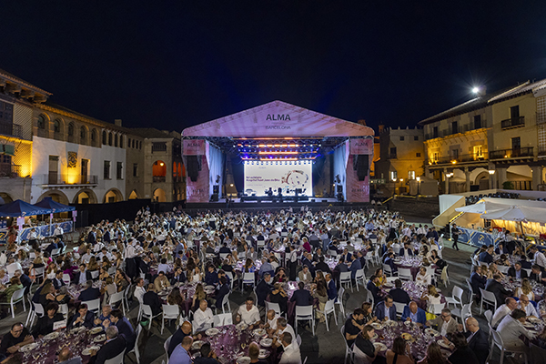 nit solidaria sant joan de deu, laura espadale, fotografia de evento en barcelona