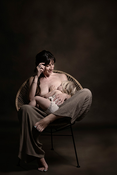 sesión de fotos de lactancia, maternidad, laura espadale, fotografía