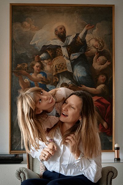 Fotografía documental de familia en Barcelona.