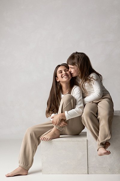 sesión de fotos entre hermanas