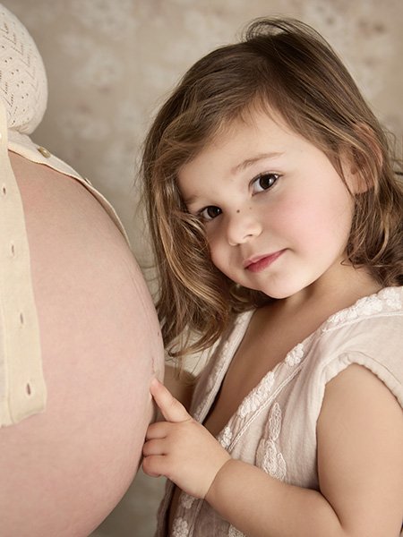 fotografía madre hija embarazo