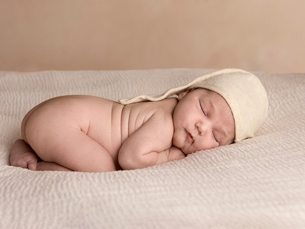 fotografía bebé gorrito